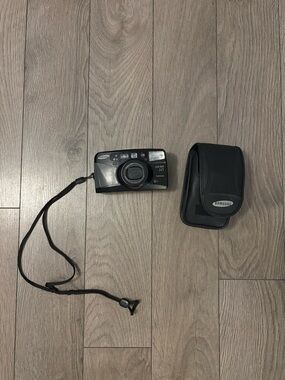 Samsung Slim Zoom 145 - Camera
Samsung 35mm Film Camera